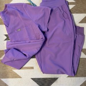 Lavender Figs scrubs set